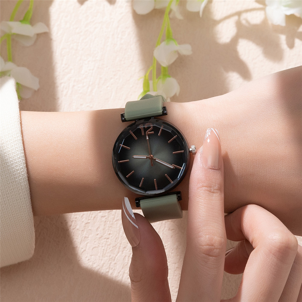 Модные женские спортивные прос – обзор и цена Silicone Band Women